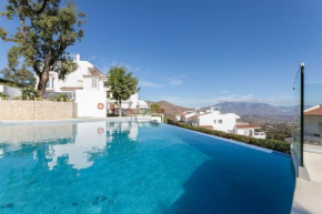 Amazing views and pool at Mairena Forest RDR362, Ojen